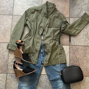 CARGO CAMO LOOK JACKET VERSATILE